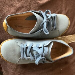 Vivo barefoot shoes
